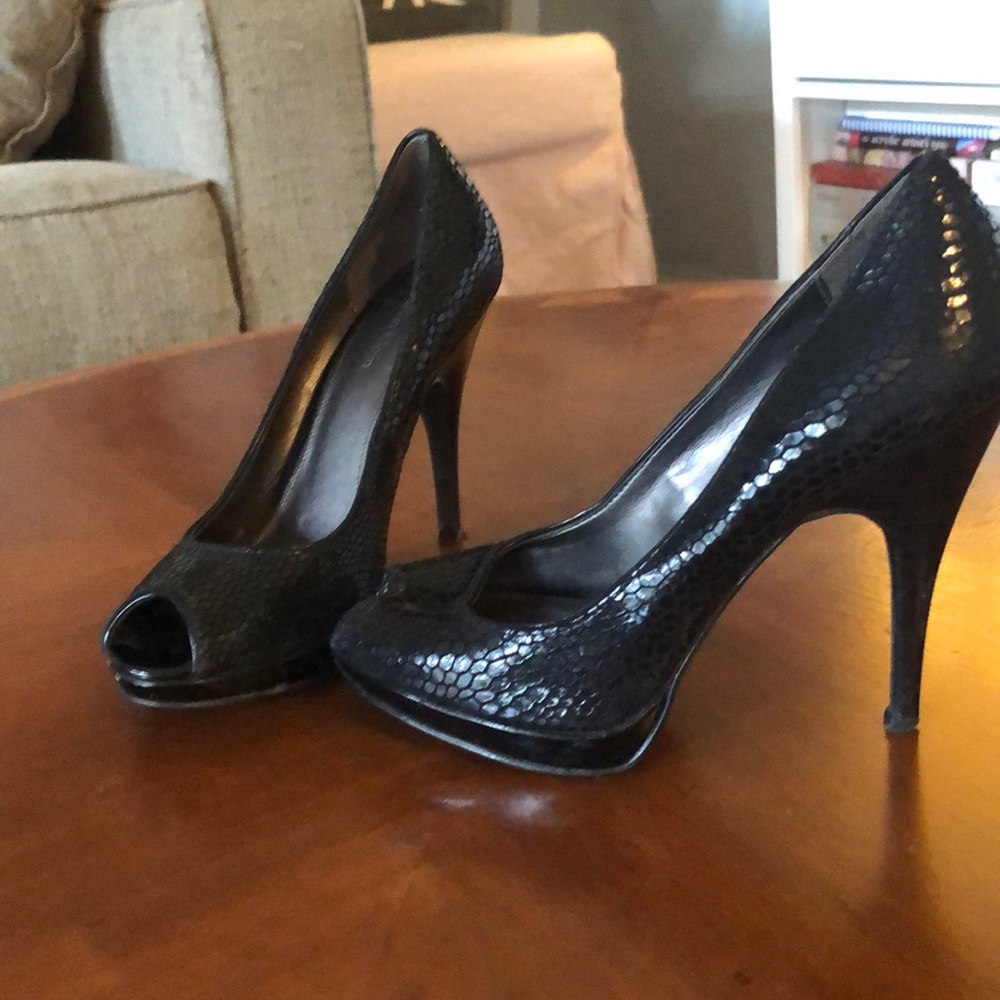 Black peep toe pumps - Calvin Klein